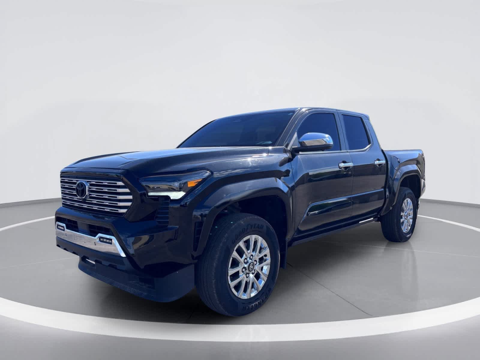Used 2026 Toyota Tacoma Limited AWD/4WD image 2