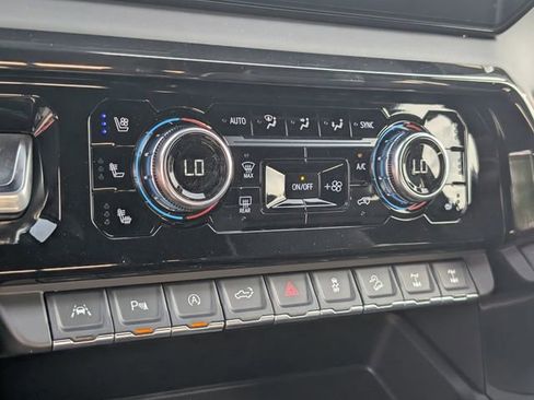 New 2026 GMC Sierra 1500 AT4X AWD/4WD image 13