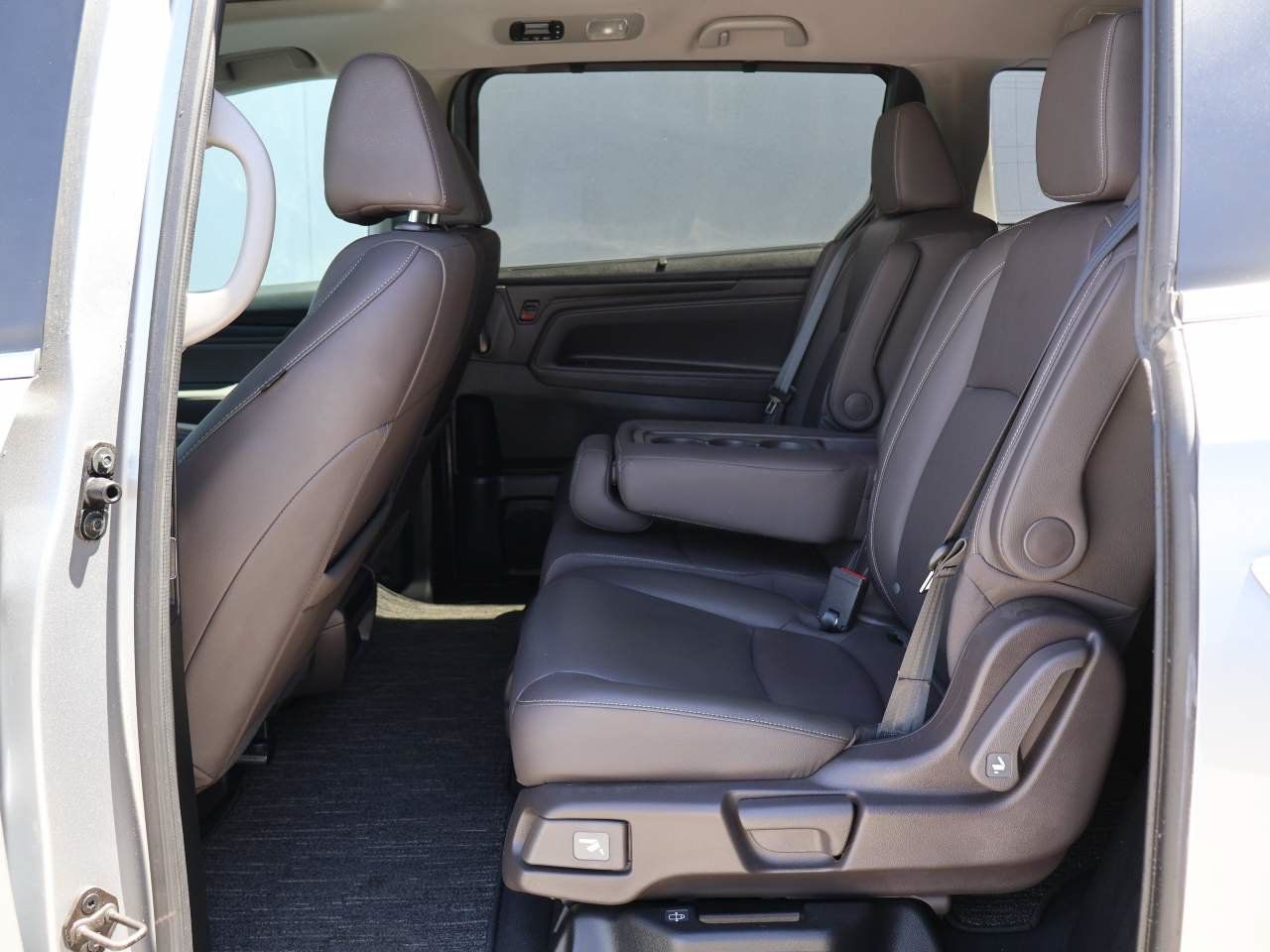 Used 2024 Honda Odyssey EX-L image 12