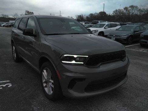Used 2023 Dodge Durango GT image 1