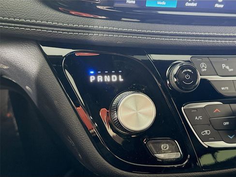 New 2026 Chrysler Pacifica Select image 11