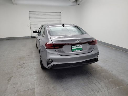 Used 2024 Kia Forte LXS w/ LXS Technology Package image 6