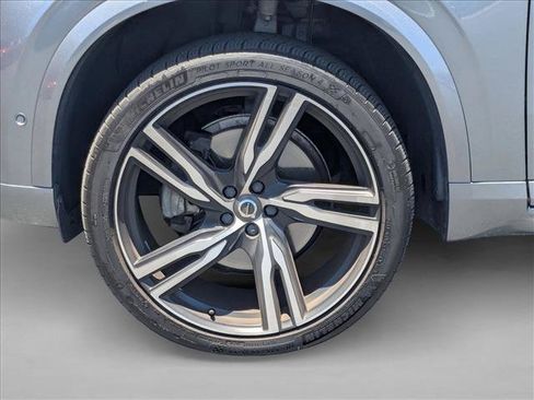 Used 2018 Volvo XC90 T5 R-Design w/ Convenience Package AWD/4WD image 19