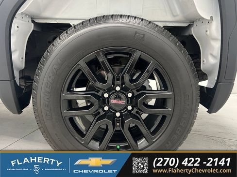 Used 2023 GMC Sierra 1500 Elevation AWD/4WD image 18