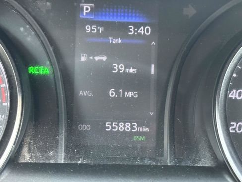 Used 2024 Toyota Camry SE w/ Convenience Package FWD image 37