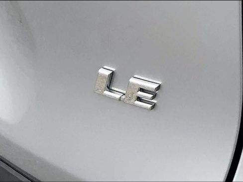 Used 2025 Toyota RAV4 LE FWD image 30