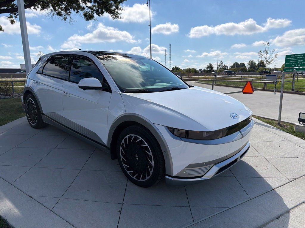 Certified 2024 Hyundai Ioniq 5 Limited AWD/4WD image 2