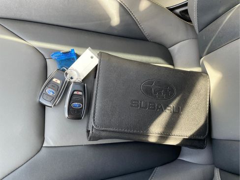 Used 2021 Subaru Crosstrek 2.5i Sport w/ Moonroof Package image 14