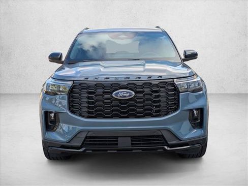 New 2026 Ford Explorer ST-Line w/ ST-Line Street Pack AWD/4WD image 6