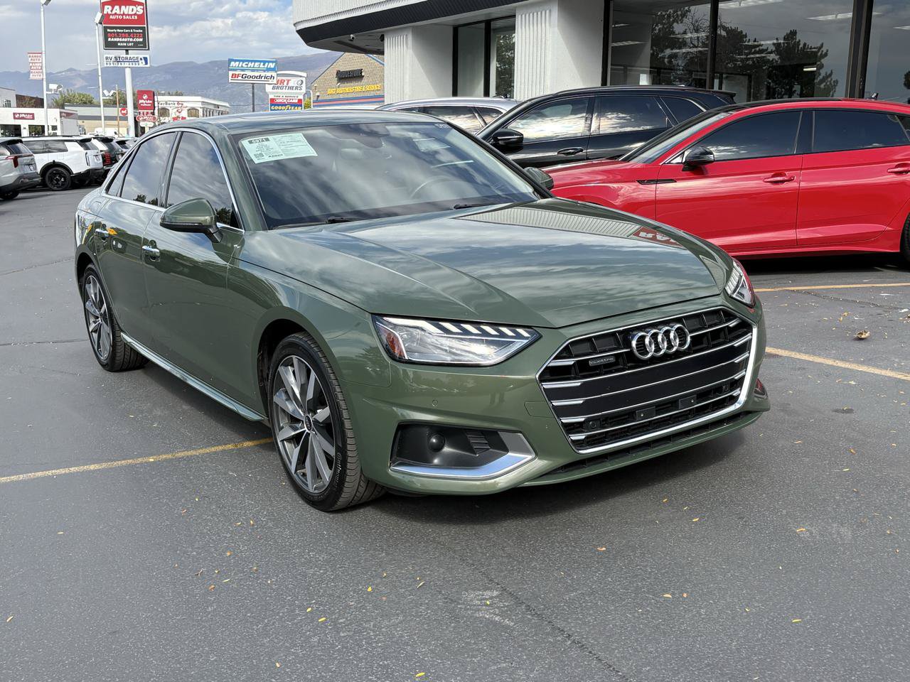 Used 2023 Audi A4 2.0T Premium w/ Convenience Package AWD/4WD image 2