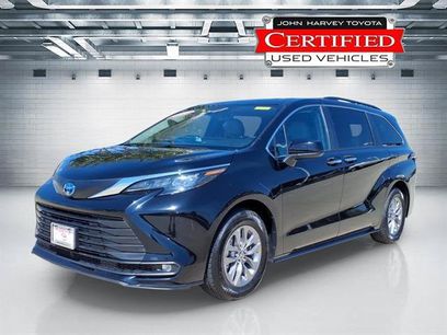 Certified 2025 Toyota Sienna XLE