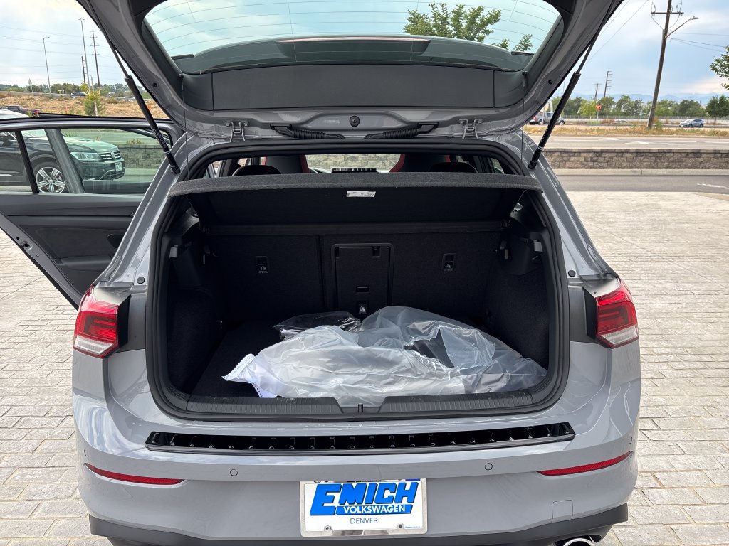 New 2026 Volkswagen GTI SE FWD image 25
