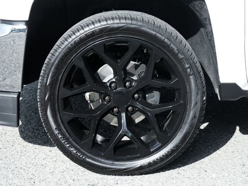 Used 2018 Chevrolet Silverado 1500 LT w/ All Star Edition RWD image 38