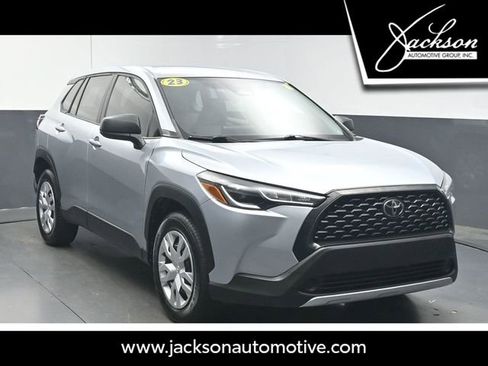 Used 2023 Toyota Corolla Cross L FWD image 1
