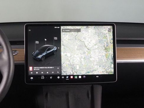 Used 2025 Tesla Model Y Long Range AWD/4WD image 23