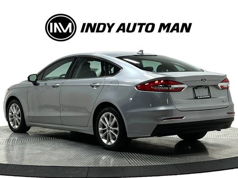 Used 2020 Ford Fusion SE FWD image 6