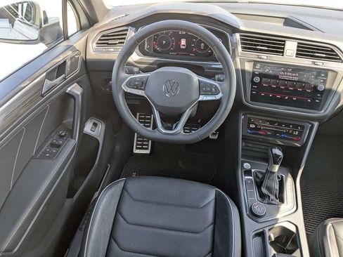 Used 2023 Volkswagen Tiguan SEL R-Line AWD/4WD image 18