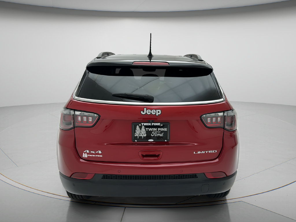 Used 2025 Jeep Compass Limited AWD/4WD image 7