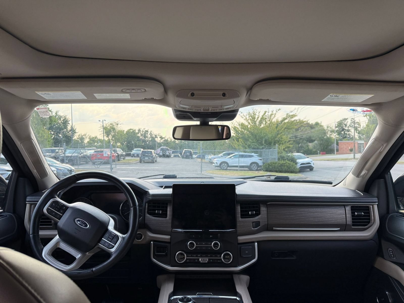 Used 2024 Ford Expedition Max Limited AWD/4WD image 37