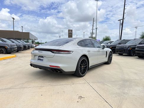 Used 2023 Porsche Panamera RWD image 6