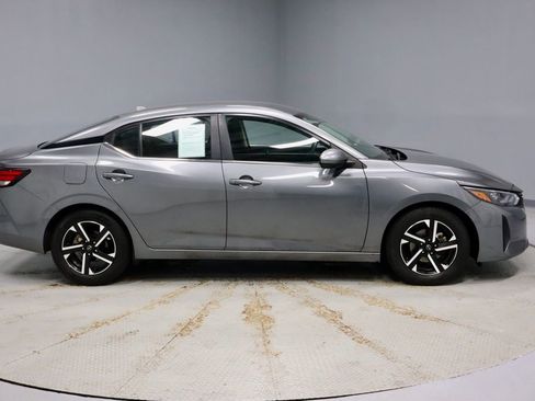 Certified 2024 Nissan Sentra SV FWD image 11