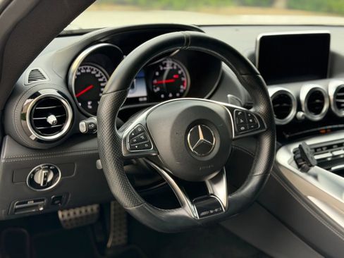 Used 2018 Mercedes-Benz AMG GT Roadster image 36