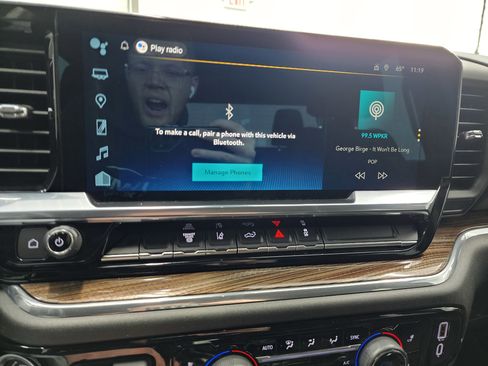 Used 2024 Chevrolet Silverado 3500 LT w/ Convenience Package image 48