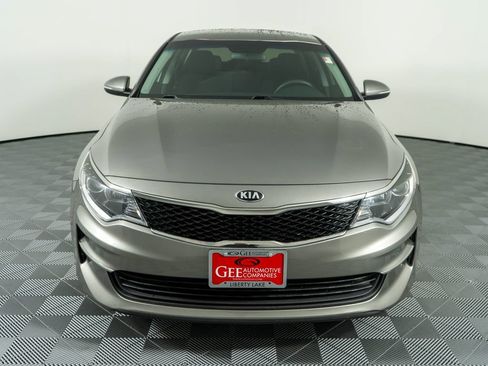 Used 2016 Kia Optima LX FWD image 2