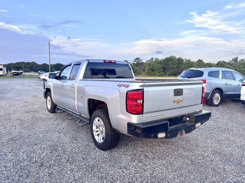 Used 2018 Chevrolet Silverado 1500 LT w/ All Star Edition AWD/4WD image 10