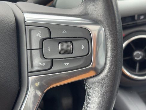 Used 2020 Chevrolet Blazer LT w/ Sound & Technology Package FWD image 18