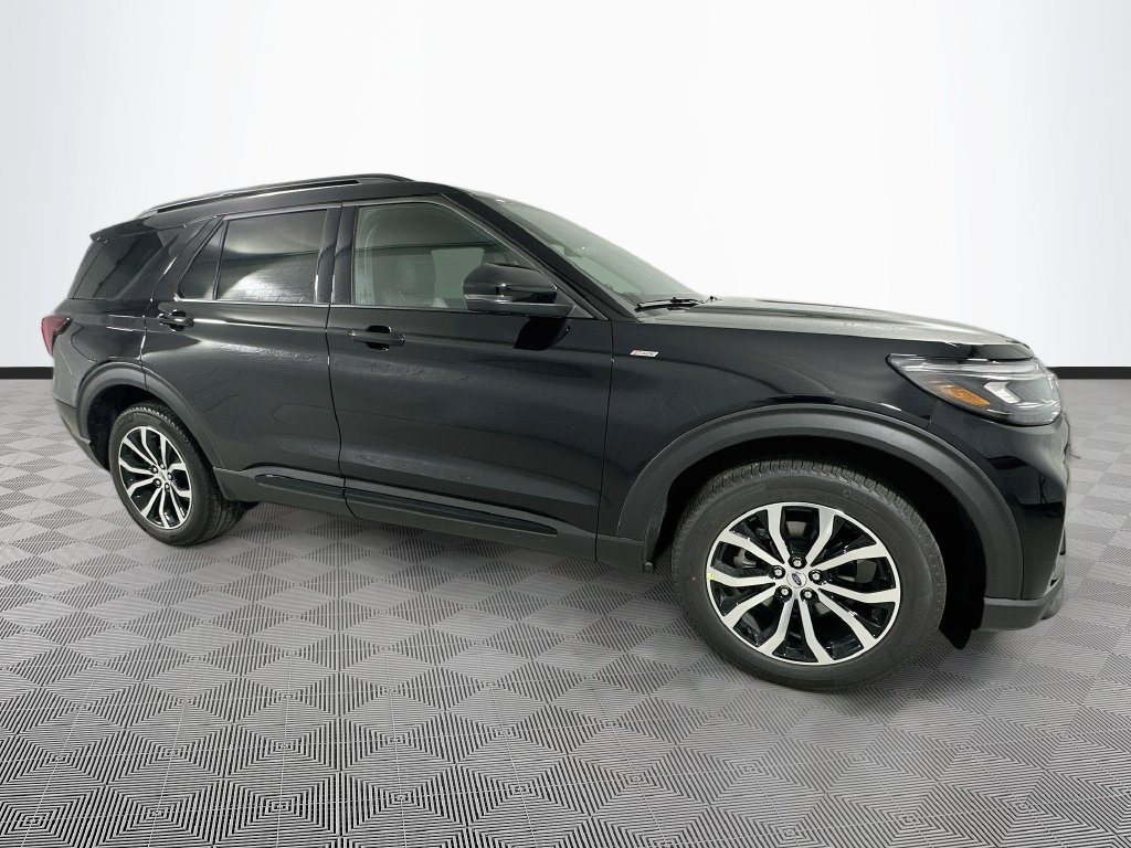 New 2027 Ford Explorer ST-Line AWD/4WD image 4