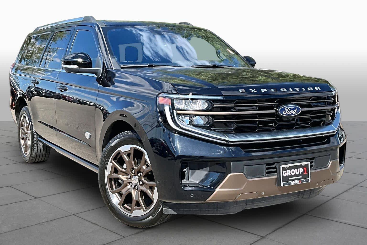 Used 2025 Ford Expedition Max King Ranch AWD/4WD image 3