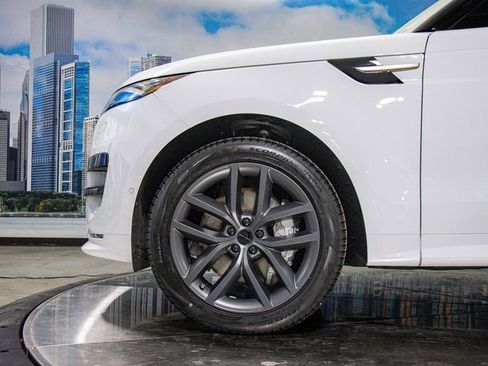 New 2026 Land Rover Range Rover Sport Dynamic SE image 7