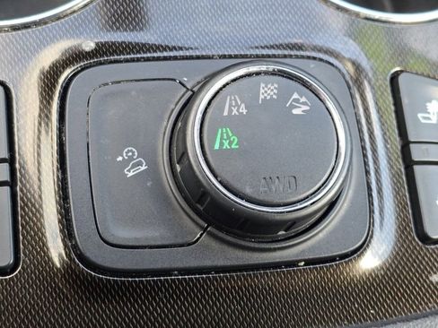 Used 2020 GMC Acadia AT4 AWD/4WD image 30