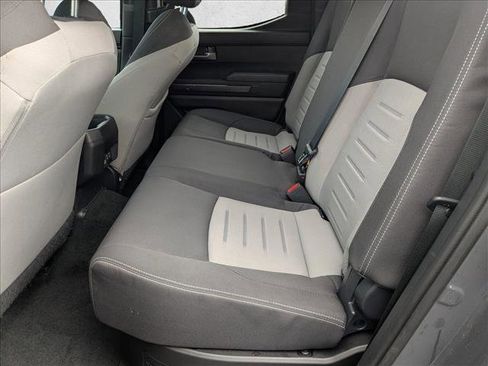 Used 2025 Toyota Tacoma TRD Off-Road image 17