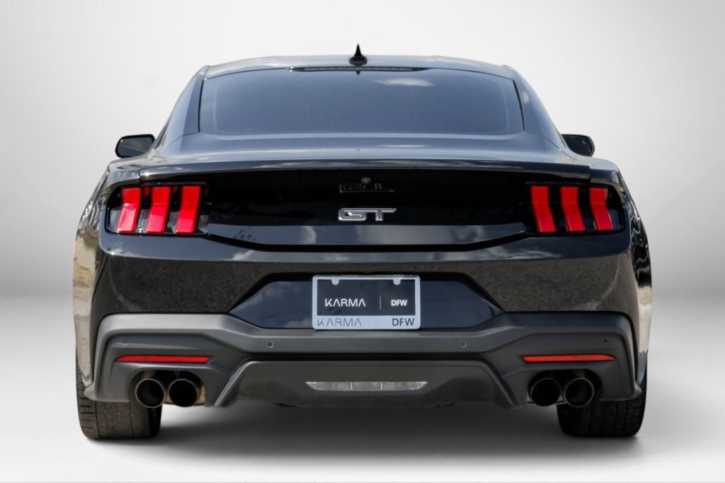 Used 2025 Ford Mustang GT Premium RWD image 7