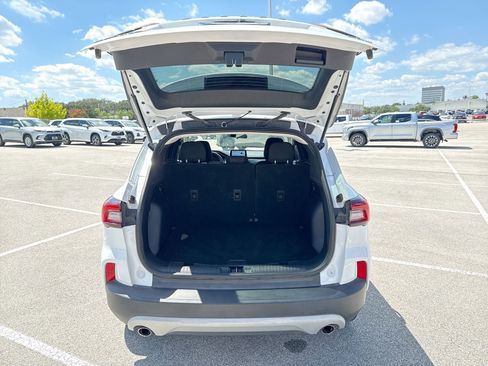 Used 2025 Ford Escape Active AWD/4WD image 19