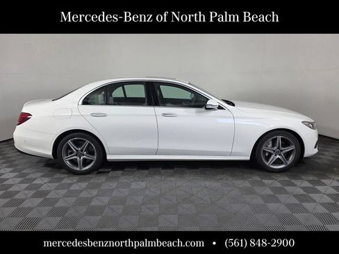 Used 2018 Mercedes-Benz E 400 4MATIC Sedan image 7
