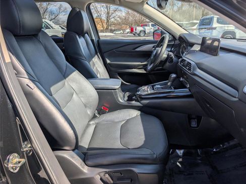 Used 2023 MAZDA CX-9 Touring image 11