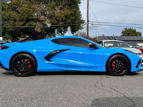 Used 2023 Chevrolet Corvette Stingray image 3