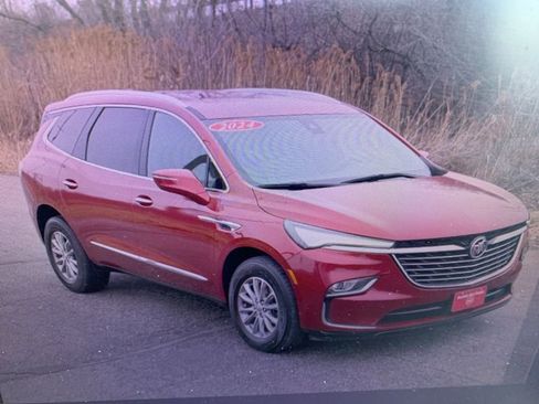 Used 2024 Buick Enclave Premium image 22