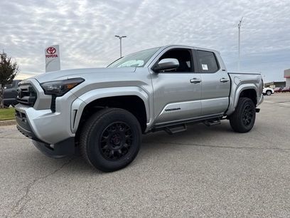 New 2025 Toyota Tacoma SR5