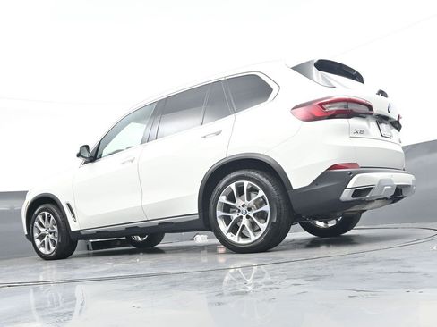 Used 2021 BMW X5 xDrive40i AWD/4WD image 30