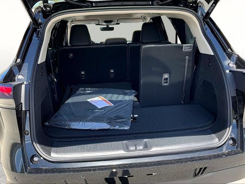 New 2027 INFINITI QX60 Luxe FWD image 33