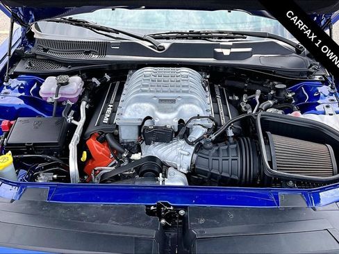 Used 2022 Dodge Challenger SRT Hellcat w/ SRT Black Package RWD image 28
