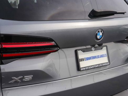 Used 2025 BMW X5 sDrive40i w/ Premium Package RWD image 10