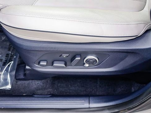 Used 2024 Hyundai Palisade Calligraphy image 26