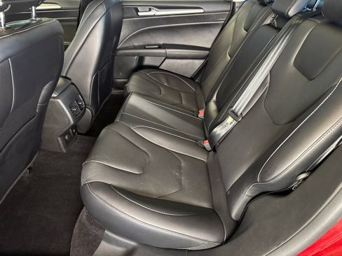 Used 2017 Ford Fusion Titanium FWD image 20