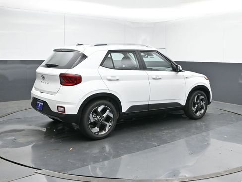 New 2026 Hyundai Venue SEL image 5