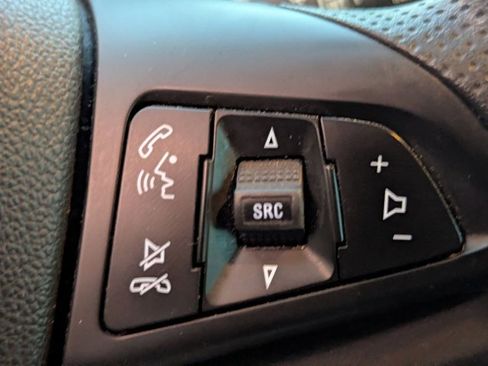 Used 2017 Chevrolet Trax LS FWD image 8